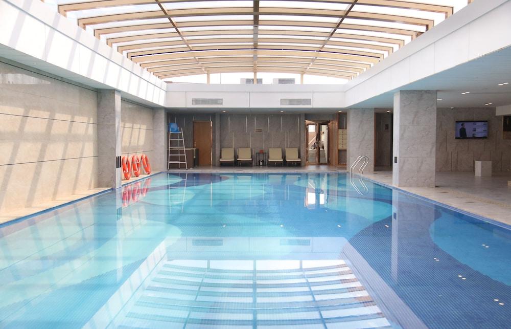 Menshine Gloria Plaza Hotel Shantou Exteriör bild