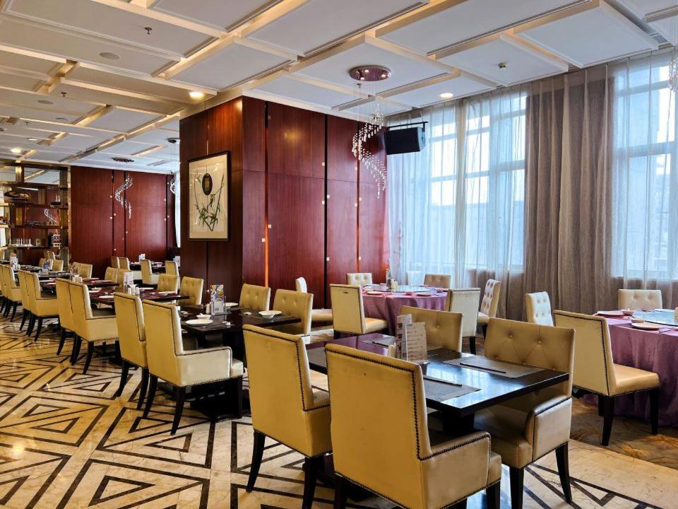 Menshine Gloria Plaza Hotel Shantou Exteriör bild