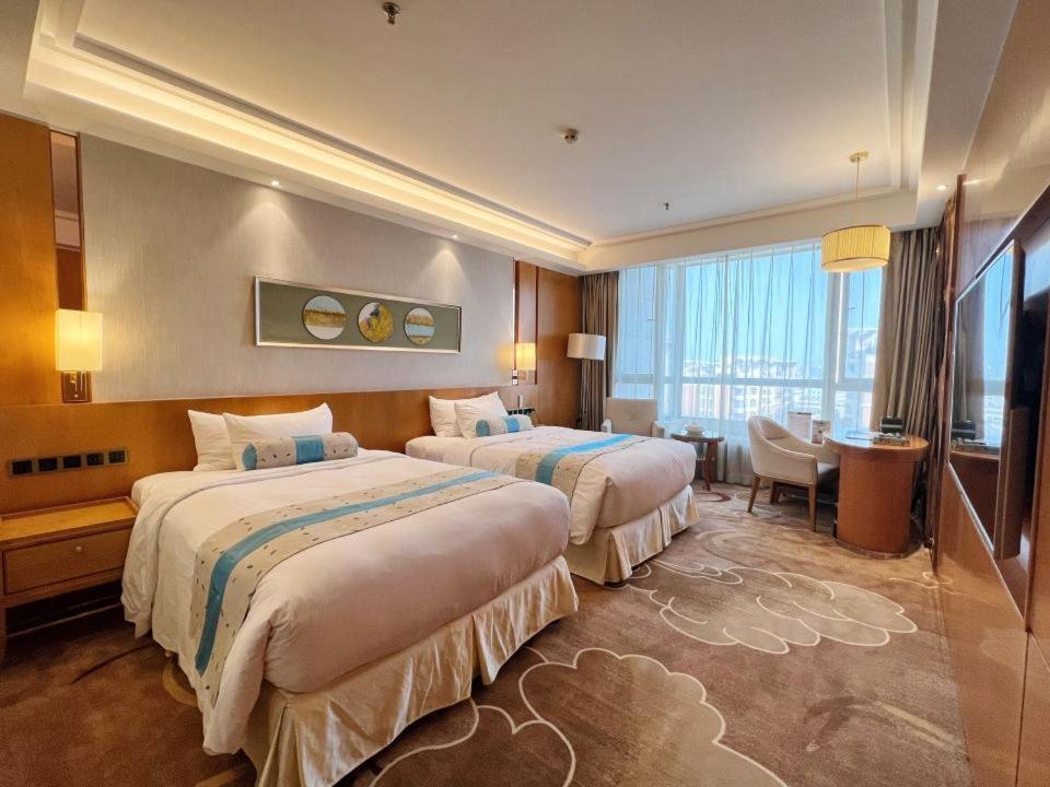 Menshine Gloria Plaza Hotel Shantou Exteriör bild