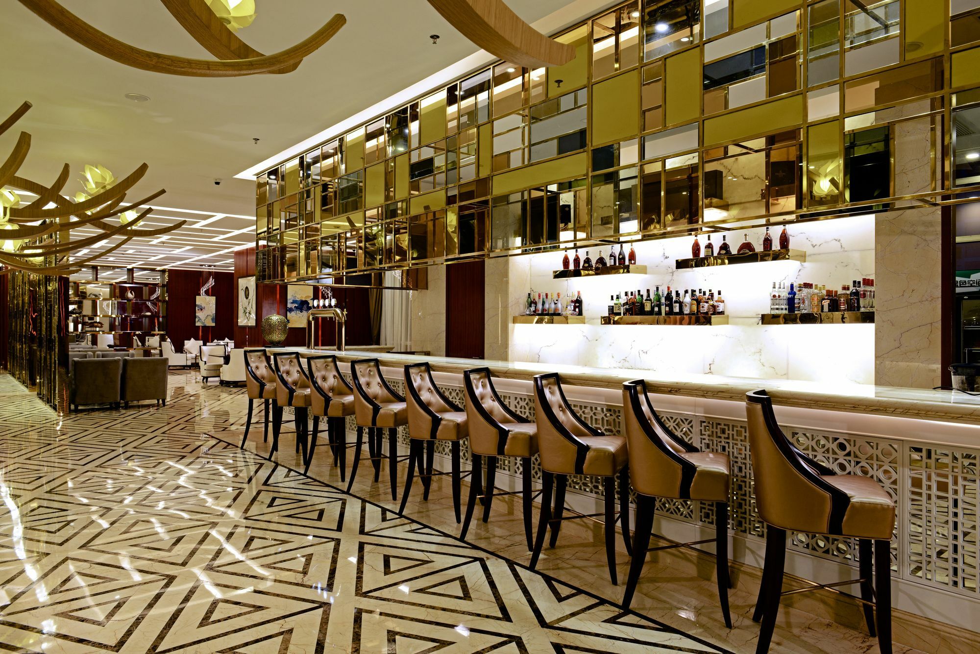 Menshine Gloria Plaza Hotel Shantou Exteriör bild